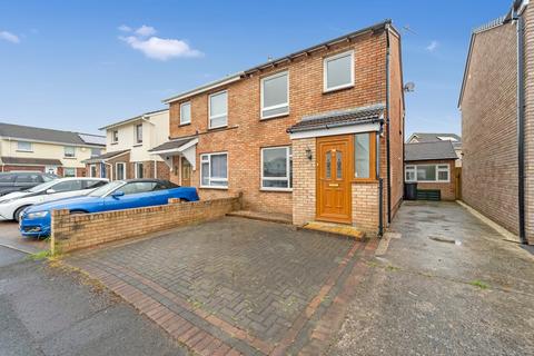 31 Canterbury Close, Weston-super-mare, BS22 7TS