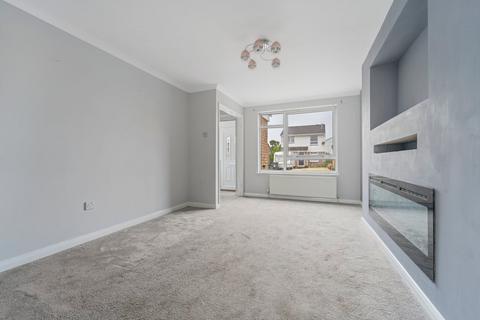 31 Canterbury Close, Weston-super-mare, BS22 7TS
