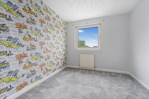 31 Canterbury Close, Weston-super-mare, BS22 7TS