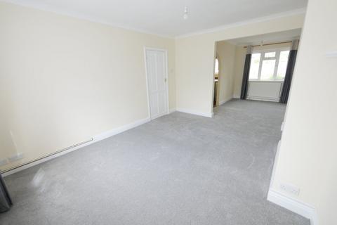 3 bedroom terraced house to rent, Charles Road, Staines-upon-Thames TW18