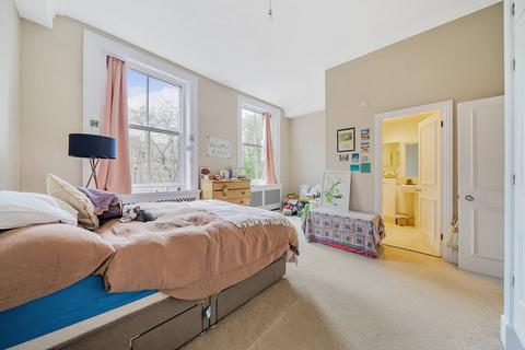 Flat 5, 18 Redcliffe Square, London, SW10 9JZ