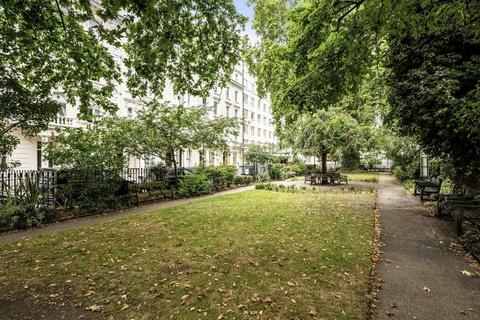 Studio for sale, Talbot Square, Bayswater, London, W2
