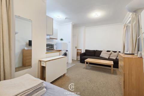 Studio for sale, Talbot Square, Bayswater, London, W2