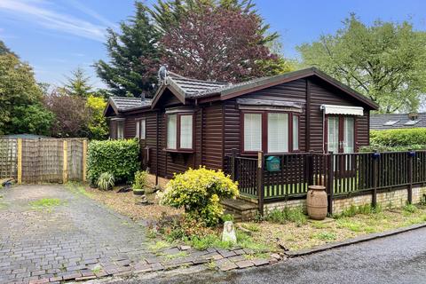 2 bedroom park home for sale, Christchurch Dorset BH23 6TT