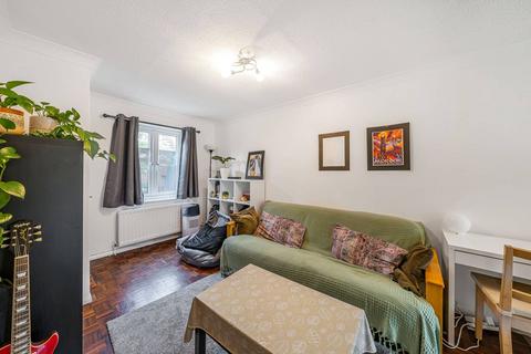2 bedroom terraced house for sale, Howland Way, Canada Water, London, SE16