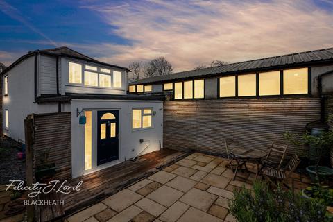 30 Sun Lane, London, SE3 8UG