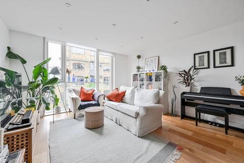 2 bedroom flat for sale, Gowers Walk, E1, Aldgate, London, E1