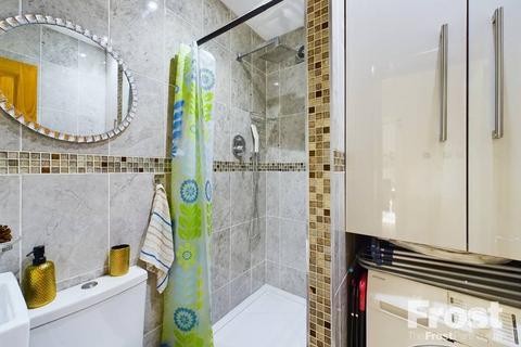 20 Bedfont Road, Feltham, TW13 4LT