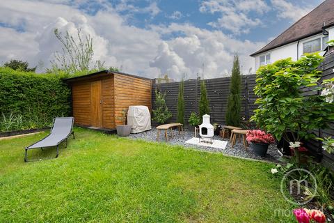 56 Wentworth Road, London, NW11 0RL