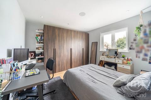 56 Wentworth Road, London, NW11 0RL