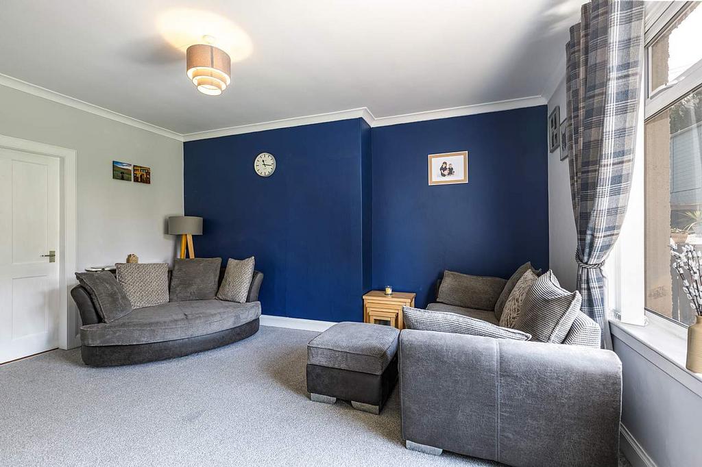 3 Wellogate Brae, Hawick TD9 9ND 2 bed ground floor flat for sale £90,000