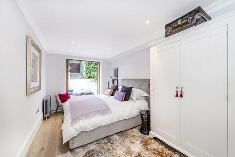 2 bedroom apartment to rent, Kensington Park Road Holland Park W11