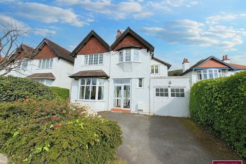 4 bedroom detached house for sale, Meliden Road, Prestatyn, Denbighshire LL19 8RH