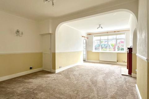 51 Mount Road, Chessington, KT9 1JQ