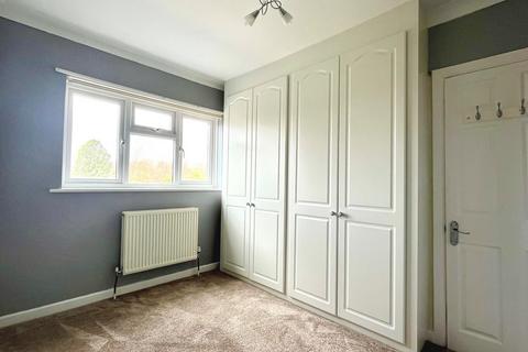 51 Mount Road, Chessington, KT9 1JQ