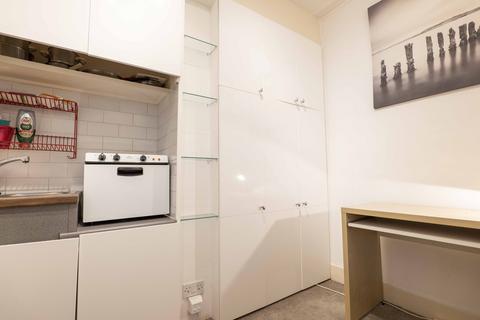 Studio to rent, St. Petersburgh Place, Bayswater, London, W2