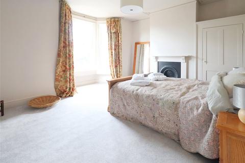 22 Eastville, Bath, BA1 6QN