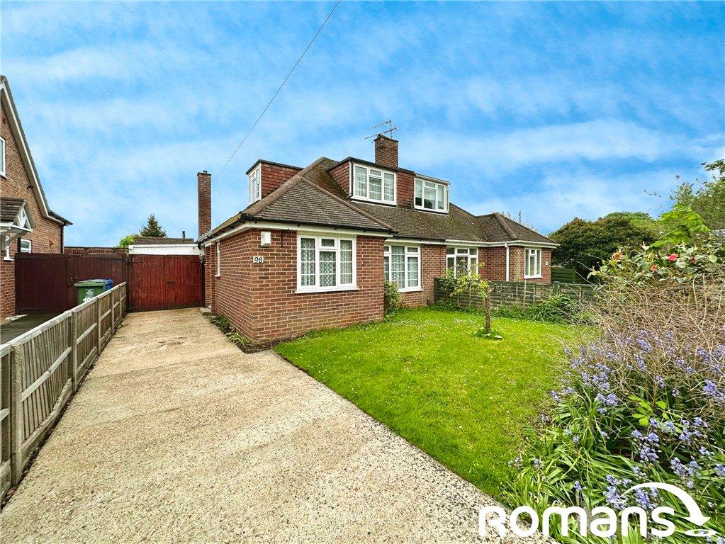 Farm Road, Maidenhead, Berkshire 2 bed semidetached house for sale £