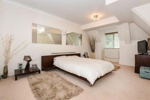 2 bedroom penthouse for sale, Fairways House, Ascot, Berkshire