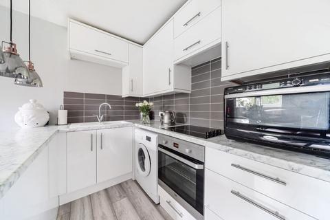 15 Taylors Close, Sidcup, DA14 6TL
