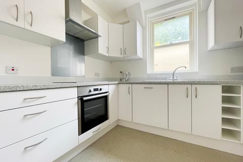 4 bedroom apartment to rent, Clarence Road, Cheltenham GL52