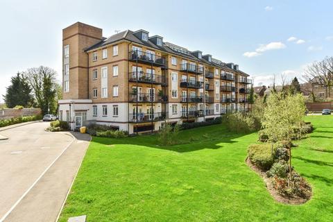 2 bedroom flat for sale, Worcester Close, Anerley