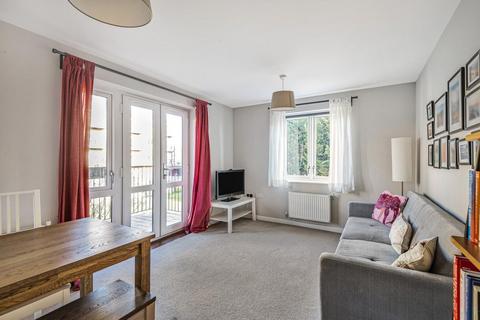 2 bedroom flat for sale, Worcester Close, Anerley