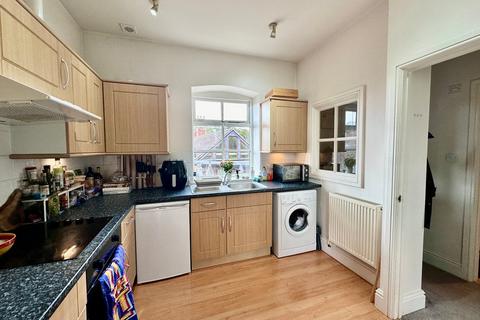 1 bedroom flat for sale, Worcester Road, Ledbury, HR8