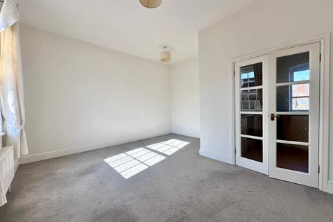 1 bedroom flat for sale, Worcester Road, Ledbury, HR8