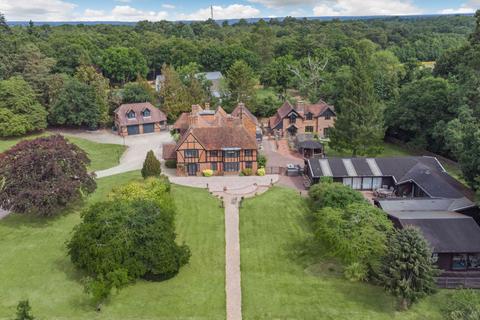 7 bedroom equestrian property for sale, Padworth Common