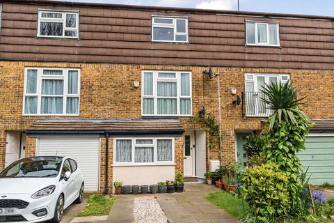 4 bedroom terraced house for sale, Closemead Close, Northwood, Middlesex