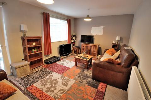 3 bedroom house to rent, Brookvale, Runcorn WA7