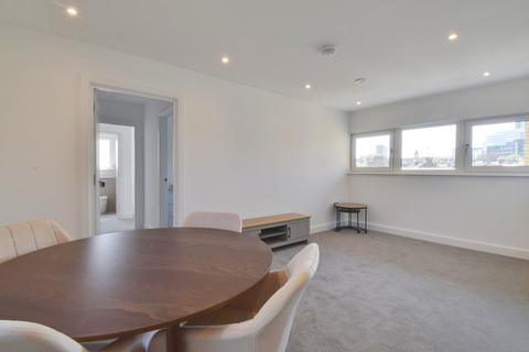 2 bedroom apartment to rent, James Yard, Watford WD17