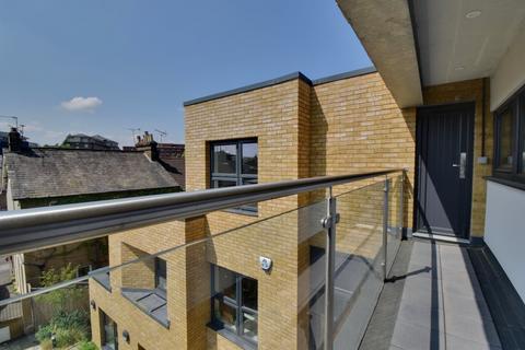 2 bedroom apartment to rent, James Yard, Watford WD17