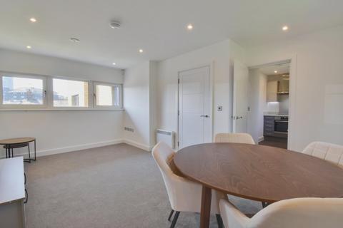 2 bedroom apartment to rent, James Yard, Watford WD17