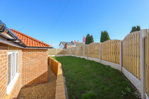 2 bedroom detached bungalow for sale, Windmill Close, Chesterfield S44