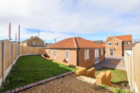 2 bedroom detached bungalow for sale, Windmill Close, Chesterfield S44