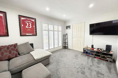 1 bedroom apartment to rent, Worsley, Manchester M28