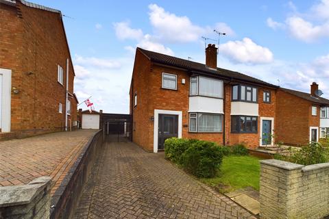 3 bedroom semi-detached house for sale, Kirkstone Drive, Worcester, Worcestershire, WR4
