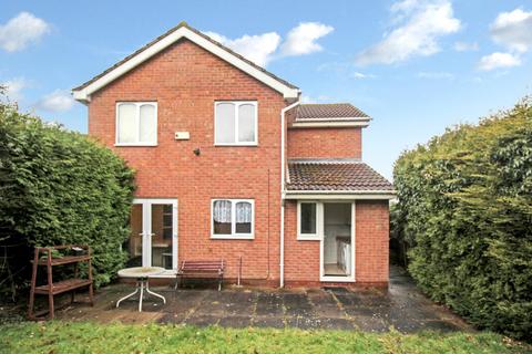 4 bedroom detached house to rent, Swallowdale Drive, Beaumont leys, Leicester, LE4