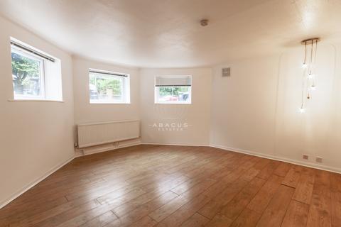 3 bedroom flat to rent, Christchurch Avenue, London NW6