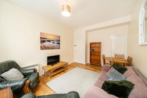3 bedroom flat for sale, Bonnygate, Cupar, KY15