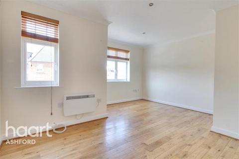 2 bedroom flat to rent, Gravelly Field, TN23...