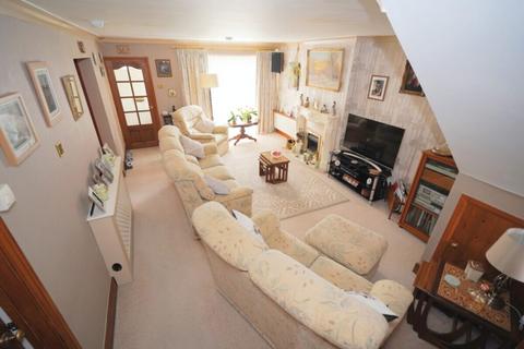 4 bedroom detached house for sale, Meadowcroft, Stansted CM24