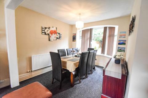 3 bedroom semi-detached house for sale, Conway Close, Whitefield, M45