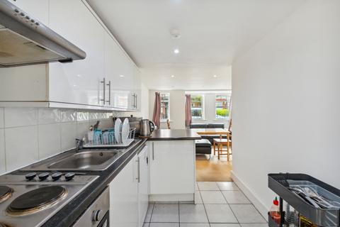3 bedroom end of terrace house for sale, Romberg Road, SW17