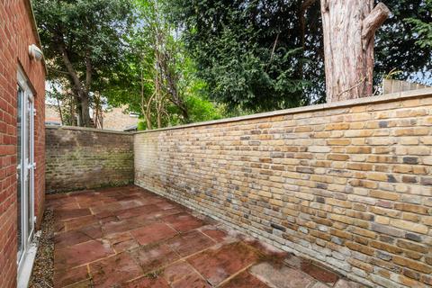 28 Romberg Road, London, SW17 8UA