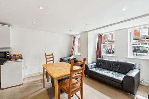 28 Romberg Road, London, SW17 8UA