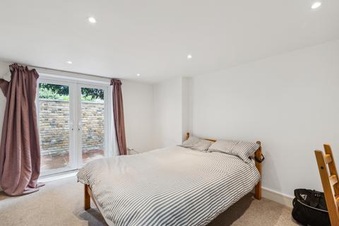 28 Romberg Road, London, SW17 8UA