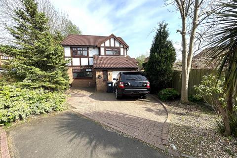 4 bedroom detached house for sale, Lowcroft Crescent, Oldham OL9